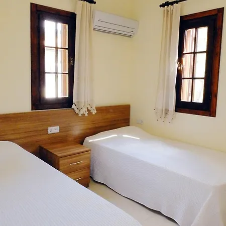 The Village Villas 24 فيلة *